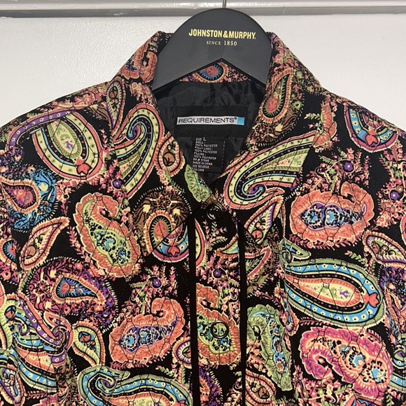 Quilted paisley patterned jacket. Eccentric. Bright pattern - Picture 2 of 5